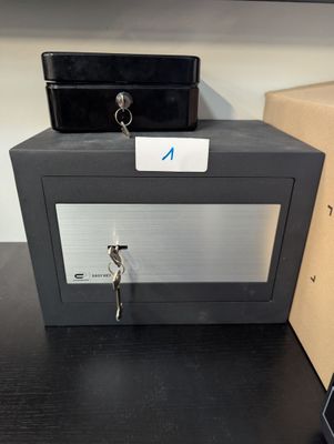 COFFRE-FORT et caisse - Photo 1