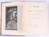 un livre sur lequel figure la photo d'un homme portant un turban