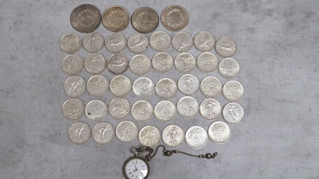 Lot de pièces de monnaie en argent : 39x5 francs Semeuse, 3x10 fr...