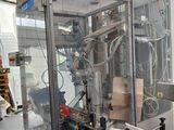 une image d'une machine dans une usine