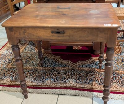 Table écritoire style Louis Philippe en noyer époque XIXème …