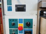 an image of a machine that is sitting in a room