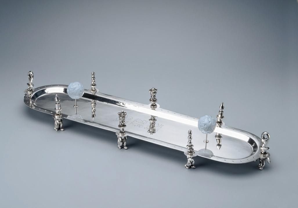 Objets d'art & Curiosités