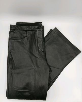 Lot à retirer à Décines-Charpieu (69150) ou expédition possi…