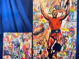 une image représentant un tableau où l'on voit un homme tenant un ballon de basket devant une pile de bandes dessinées
