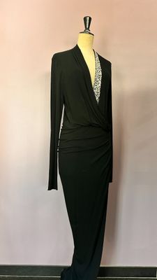 a black dress on a mannequin mannequin mannequin mannequin mannequin mannequin mannequin mannequin mannequin