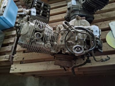 Moteur YAMAHA 595CC N°226985 Vendu en l'état