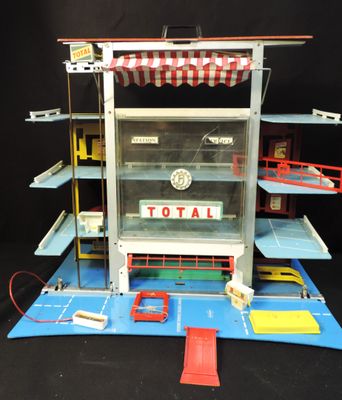a model of a store with a lot of shelves on it