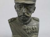 statue of a bust of a man in a military uniform