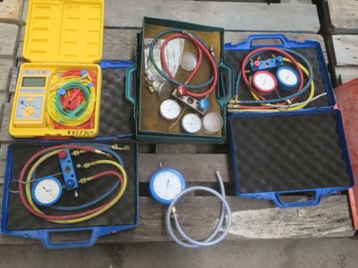 3 coffrets manos gaz, 1 multimétrix ERT et 1 manomètre, Mise… - Photo 1