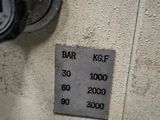 a picture of a machine that is sitting on a table