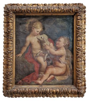 un vieux tableau représentant un bébé tenant un ours en peluche, dans un cadre doré