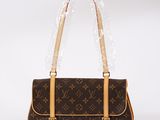 sac à bandoulière en toile et cuir monogramme louis vuitton