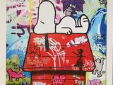 tableau représentant une niche recouverte de graffitis, avec un chien assis dessus