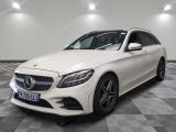 une Mercedes Classe C blanche break break break break break break break break break break break break break break break break break break break break break break break break break break break break break break break break
