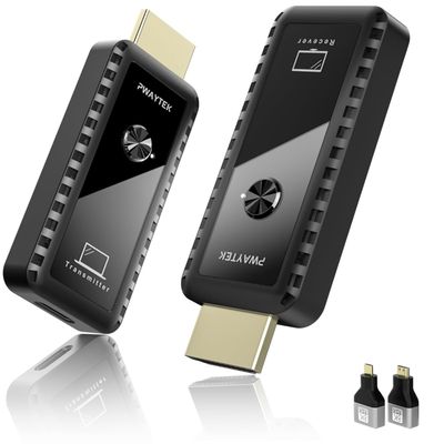 un gros plan sur deux types différents d'adaptateurs USB vers HDMI