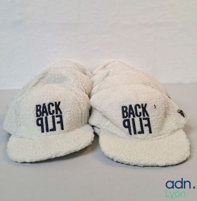 Lot de 10 casquettes - IKKS - Tailles 51, 53,56 - Neuf - TVA…