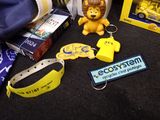 many items that are on the floor next to each other