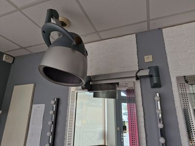 Un casque séchoir filaire mural Climazon WELLA pour chaleur …