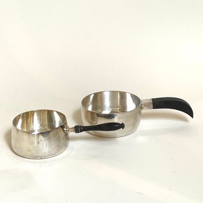Lot de deux casseroles à sauce en métal argenté