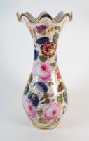 Deux vases à col corolle en porcelaine émaillée polychrome e… (photo 6)