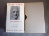 une image représentant un livre sur lequel figure le visage d'un homme