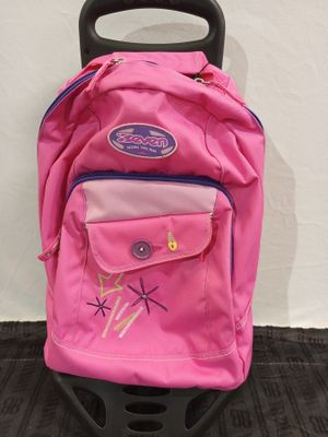 lot de 30 cartables à roulettes de marque SEVEN - 1 modèle - Photo 1