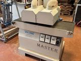 l'image d'une machine installée dans une pièce
