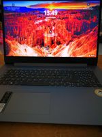 ORDINATEUR PORTABLE LENOVO. Année 2023.