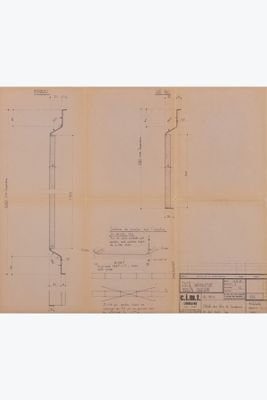 un dessin représentant les plans d'un bâtiment, avec un plan d'étage