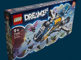a box of legos with a picture of a helicopter in it