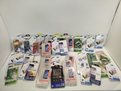 a lot of cell phones that are sitting on a table