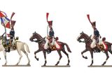 trois figurines représentant des hommes en uniforme à cheval, portant des drapeaux