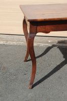 Table en bois fruitier à double plateau mobile, ceinture lég… (photo 2)