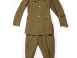 uniform worn by a soldier in world war ii