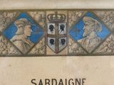 a picture of a plaque on the wall of a building
