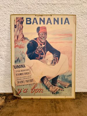 une vieille affiche représentant un homme assis par terre près d'un arbre