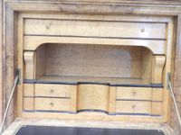 SECRETAIRE en placage de loupe de noyer ouvrant en façade pa… (photo 6)