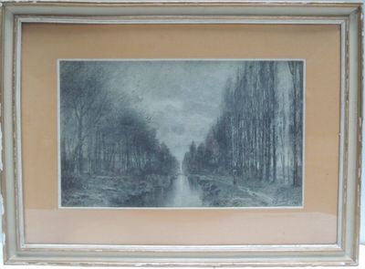 tableau représentant une rivière dans une forêt, avec des arbres au premier plan