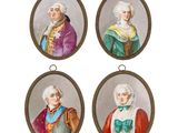 quatre portraits miniatures représentant un homme et une femme en tenue de cérémonie