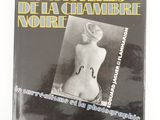 the cover of the book les mysteres de la chambree, with a picture of a nude