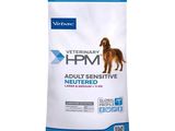 un sac d'aliments vétérinaires HPM pour chiens adultes stérilisés à la peau sensible