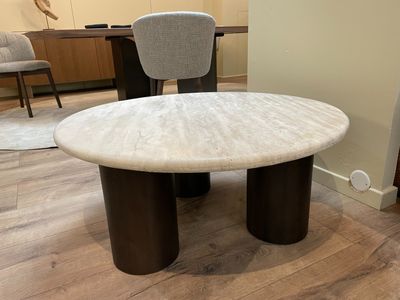 1 table basse « Douglas » diam.