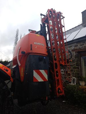 Pulvérisateur KUBOTA SPRAYERS XMS2, type VN322, n°VN32200010…