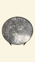 Table bouillotte en acajou et placage d'acajou. (photo 2)