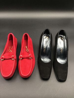 Paco Herrero, Guido, une paire d’escarpins et une paire de mocassins . - Photo 1