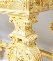 Table de milieu de style Régence en bois mouluré, sculpté et… (photo 5)