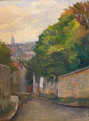 une peinture à l'huile représentant une rue d'une petite ville bordée d'arbres