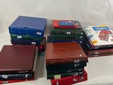 un grand nombre de livres empilés les uns sur les autres