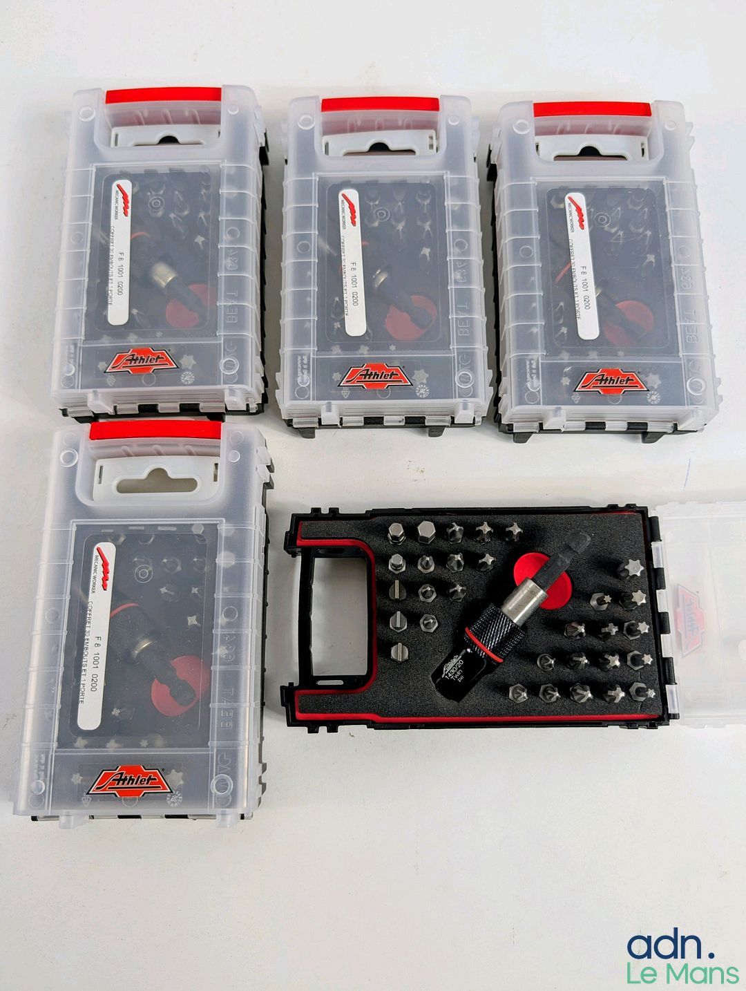 Lot de 5 coffrets de 30 embouts et 1 porte- embout de la mar…